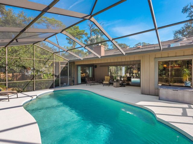 4729 OAK RUN DRIVE, Sarasota, FL 34243