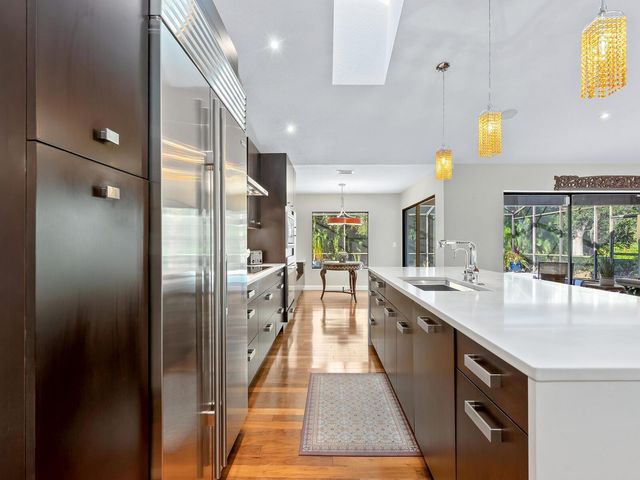 4729 OAK RUN DRIVE, Sarasota, FL 34243