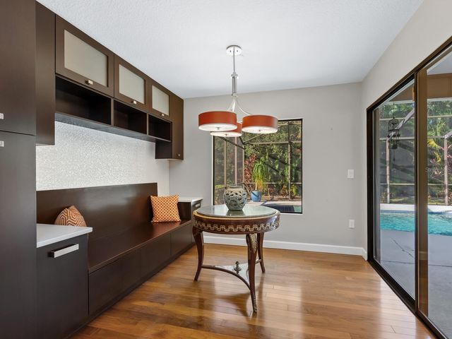 4729 OAK RUN DRIVE, Sarasota, FL 34243