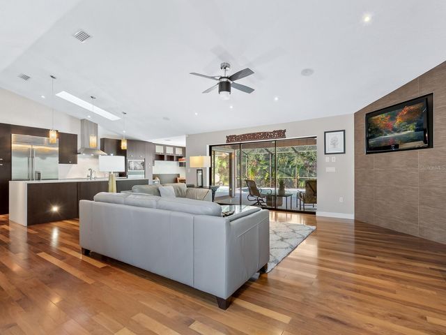 4729 OAK RUN DRIVE, Sarasota, FL 34243