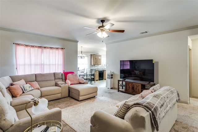 1245 Newcastle Drive, Weatherford, TX 76086