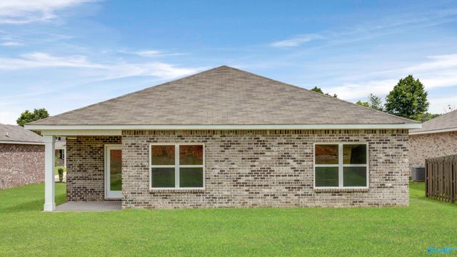 18927 Wicklow Circle, Athens, AL 35613