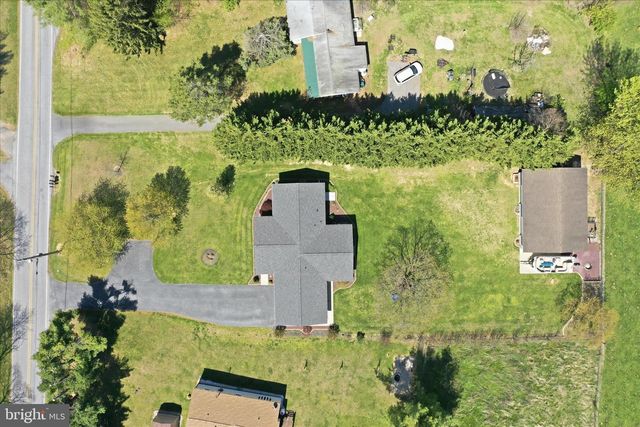13117 RESH RD, Hagerstown, MD 21740