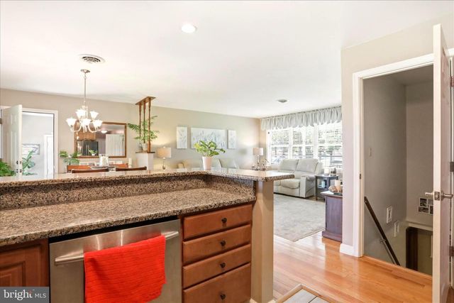 13117 RESH RD, Hagerstown, MD 21740