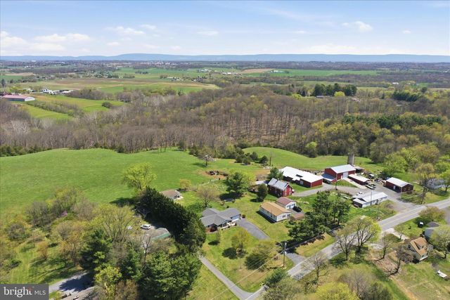 13117 RESH RD, Hagerstown, MD 21740
