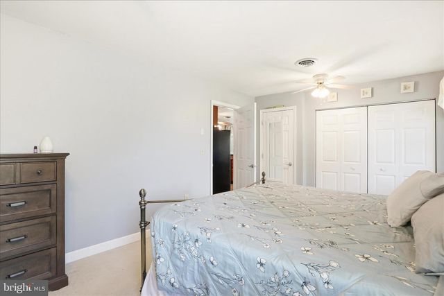 13117 RESH RD, Hagerstown, MD 21740
