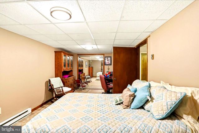 13117 RESH RD, Hagerstown, MD 21740