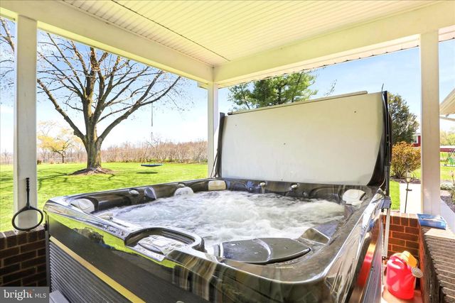 13117 RESH RD, Hagerstown, MD 21740