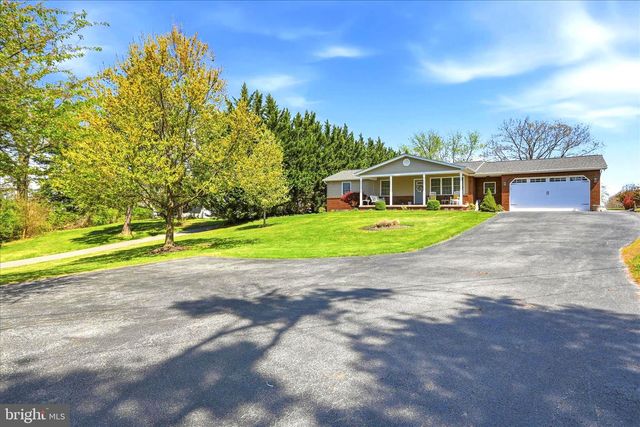 13117 RESH RD, Hagerstown, MD 21740