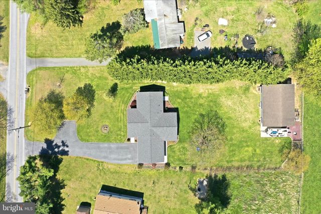 13117 RESH RD, Hagerstown, MD 21740