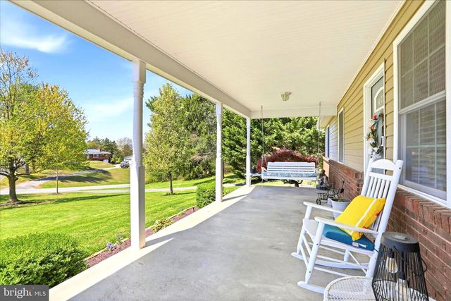 13117 RESH RD, Hagerstown, MD 21740