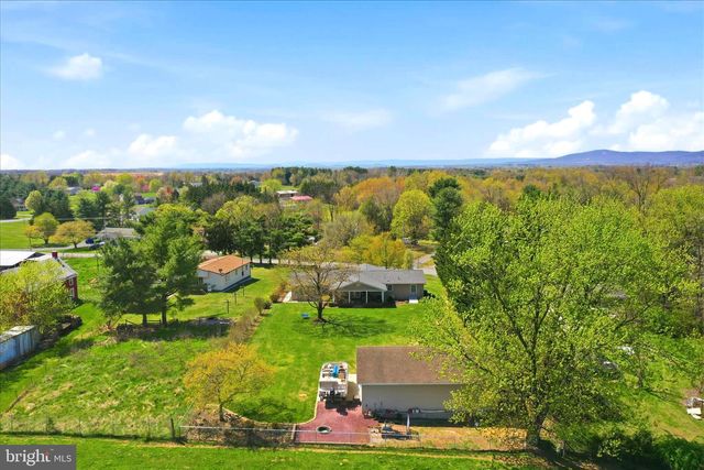 13117 RESH RD, Hagerstown, MD 21740
