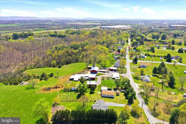 13117 RESH RD, Hagerstown, MD 21740