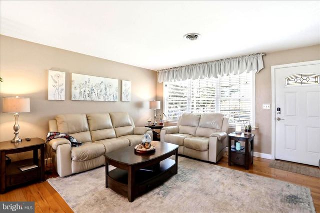 13117 RESH RD, Hagerstown, MD 21740
