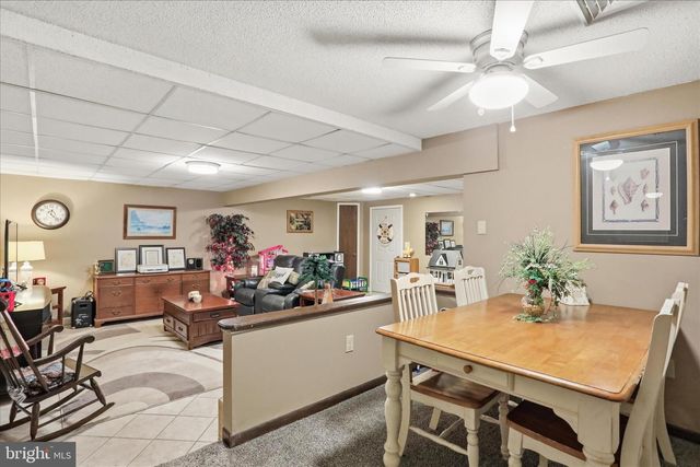 13117 RESH RD, Hagerstown, MD 21740
