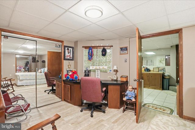 13117 RESH RD, Hagerstown, MD 21740