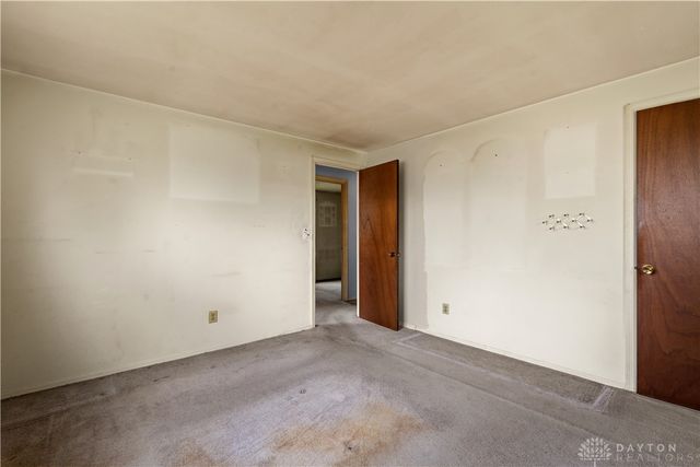 7161 Saffron Drive, Huber Heights, OH 45424