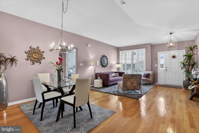 618 BELLFLOWER RD, Langhorne, PA 19047