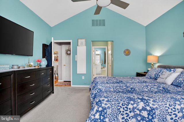 618 BELLFLOWER RD, Langhorne, PA 19047