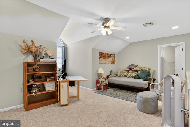 618 BELLFLOWER RD, Langhorne, PA 19047