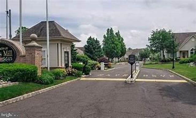 618 BELLFLOWER RD, Langhorne, PA 19047