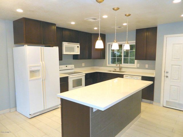 5424 S Clambake Bay Court, Tempe, AZ 85283