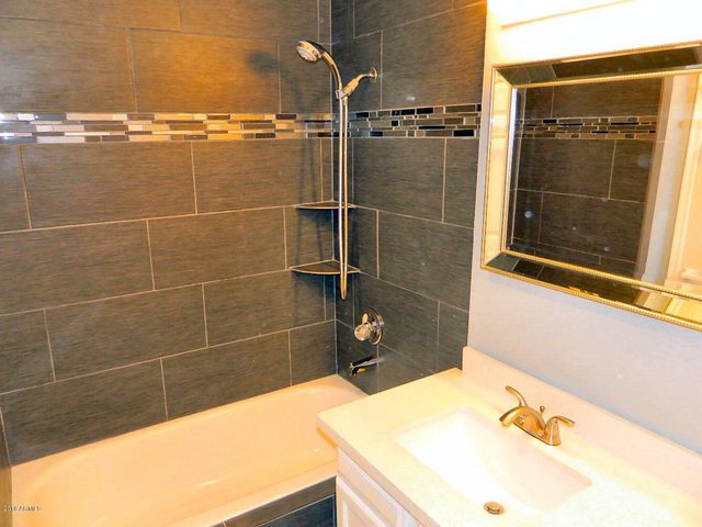 5424 S Clambake Bay Court, Tempe, AZ 85283