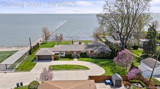 22624 Rio Vista Street, St. Clair Shores, MI 48081