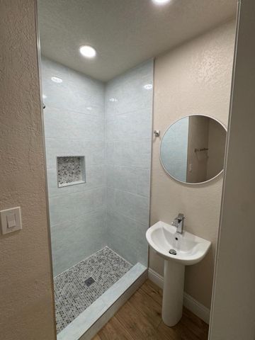 2338 Lotus Avenue, Fresno, CA 93706