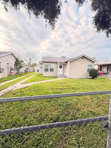 2338 Lotus Avenue, Fresno, CA 93706