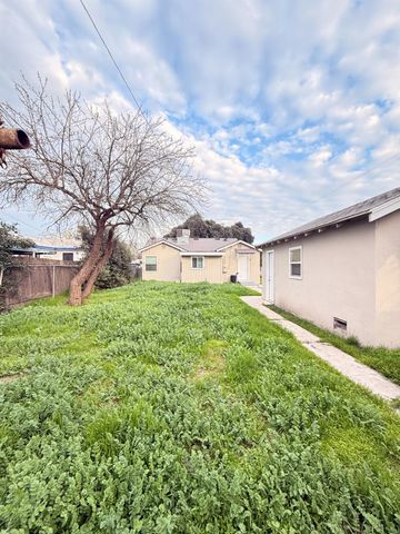 2338 Lotus Avenue, Fresno, CA 93706