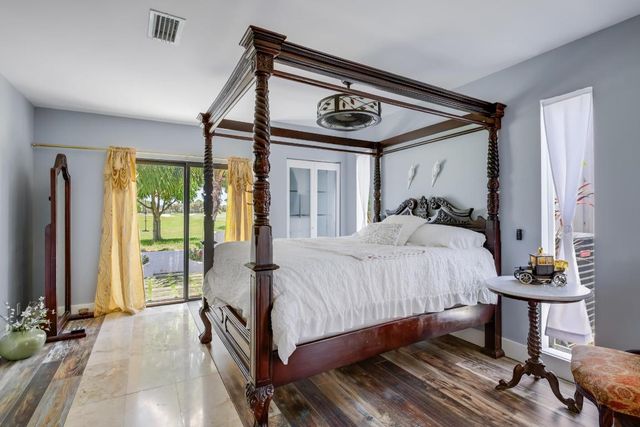 6590 Fountains Circle, Lake Worth, FL 33467