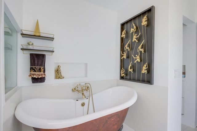 6590 Fountains Circle, Lake Worth, FL 33467