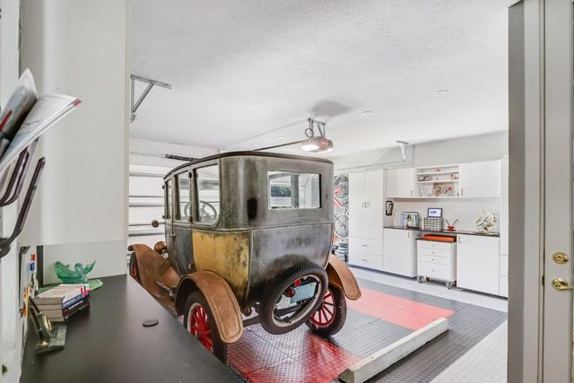 6590 Fountains Circle, Lake Worth, FL 33467