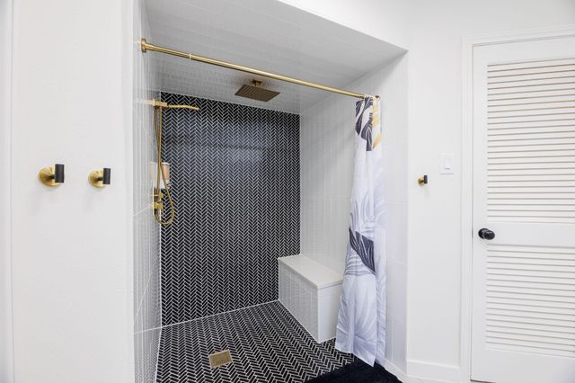 11203 Briar Forest Drive, Houston, TX 77042