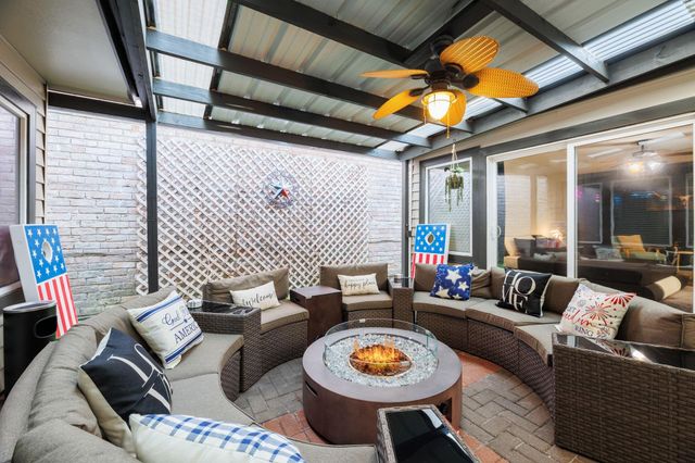 11203 Briar Forest Drive, Houston, TX 77042