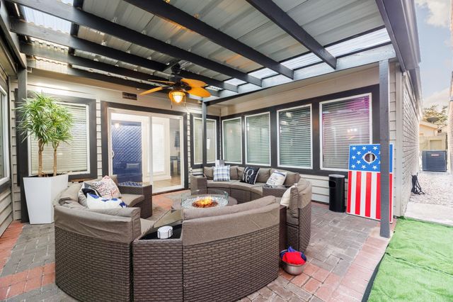 11203 Briar Forest Drive, Houston, TX 77042