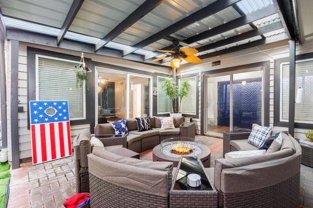 11203 Briar Forest Drive, Houston, TX 77042