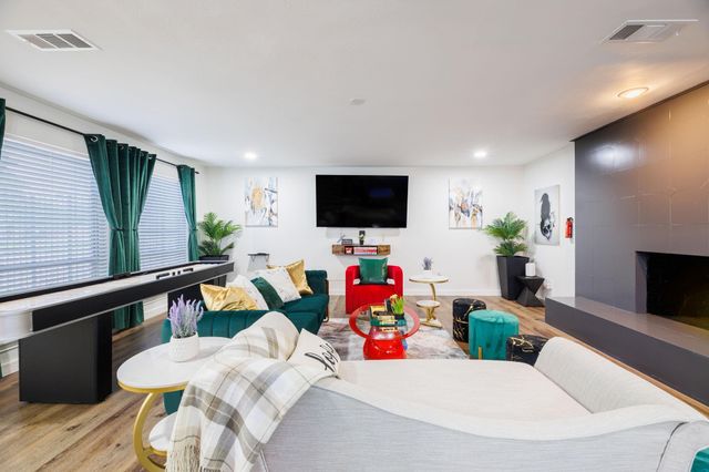 11203 Briar Forest Drive, Houston, TX 77042