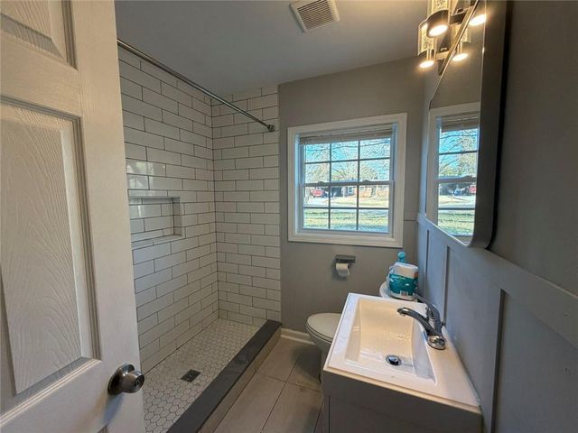 431 Pineridge Road, Forest Park, GA 30297