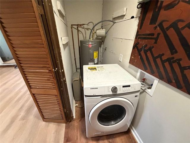 431 Pineridge Road, Forest Park, GA 30297