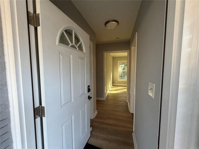 431 Pineridge Road, Forest Park, GA 30297