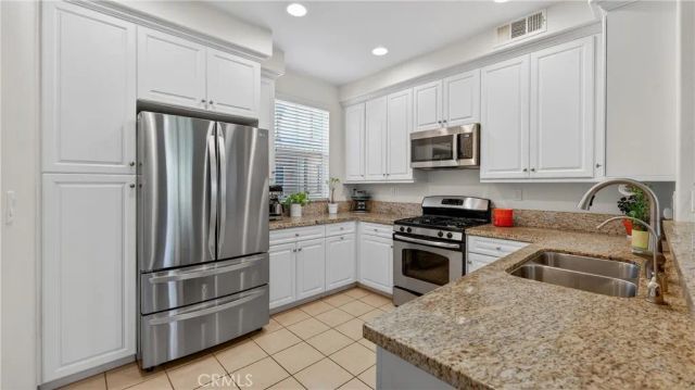 16 Wesley Way, Mission Viejo, CA 92691