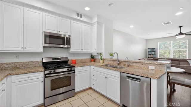 16 Wesley Way, Mission Viejo, CA 92691