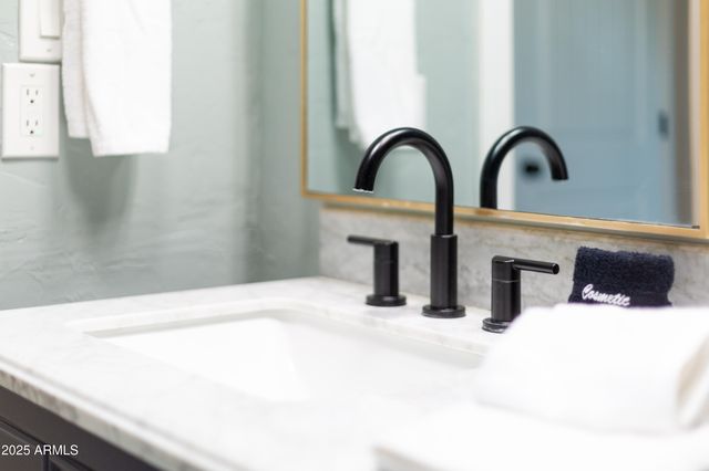 11004 N MILLER Road, Scottsdale, AZ 85260