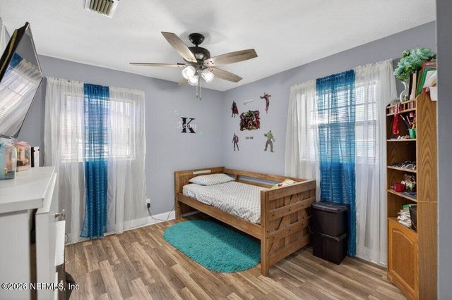 5656 FARGO Drive N, Jacksonville, FL 32207