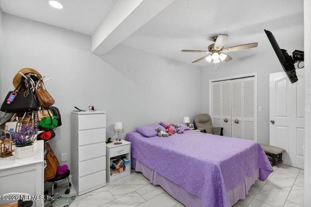 5656 FARGO Drive N, Jacksonville, FL 32207