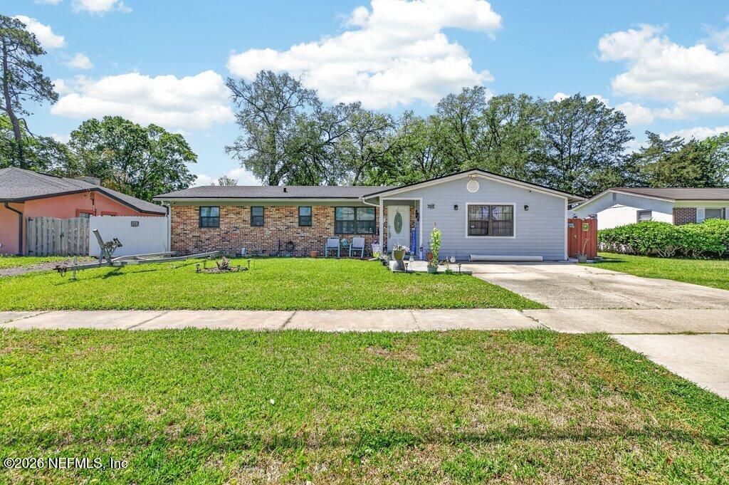 5656 FARGO Drive N, Jacksonville, FL 32207
