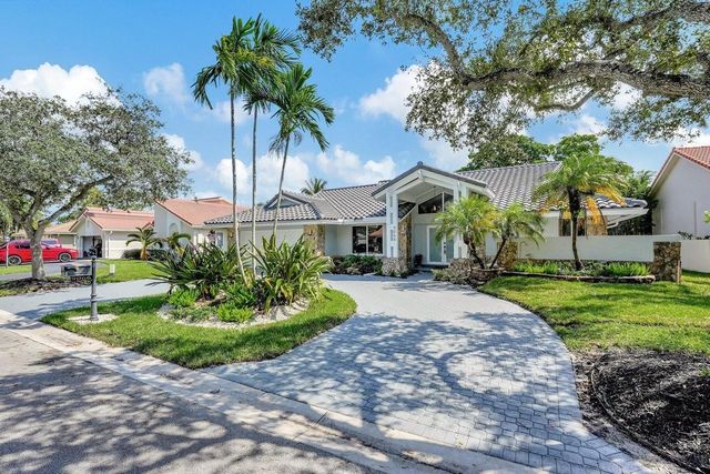 9066 NW 52nd Court, Coral Springs, FL 33067