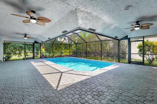 9066 NW 52nd Court, Coral Springs, FL 33067